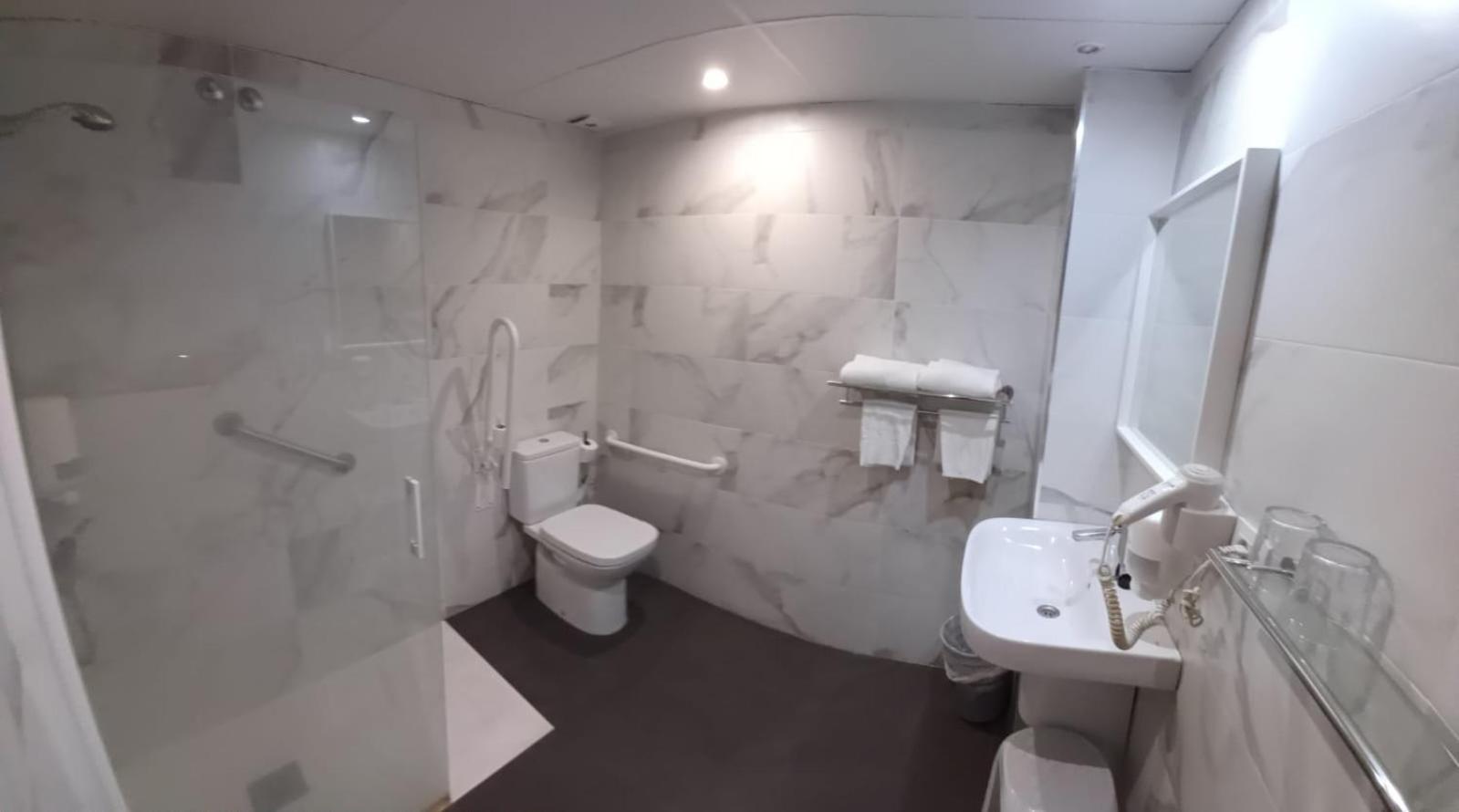 Hostal Lizana 2 Уеска Екстер'єр фото
