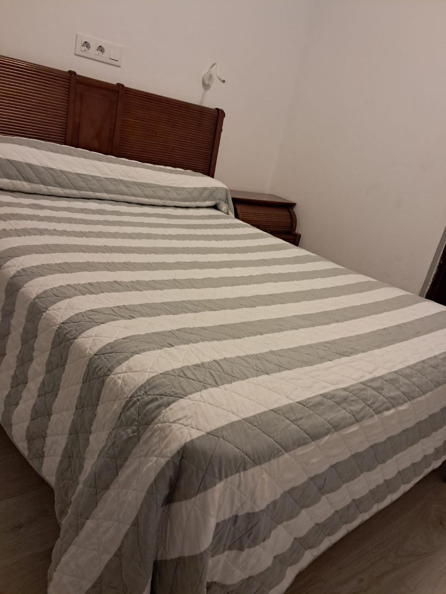 Hostal Lizana 2 Уеска Екстер'єр фото